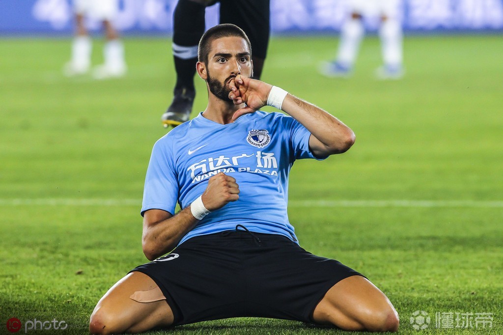 爱游戏2026-勒沃库森逆转阿森纳,卡拉斯科关键制胜