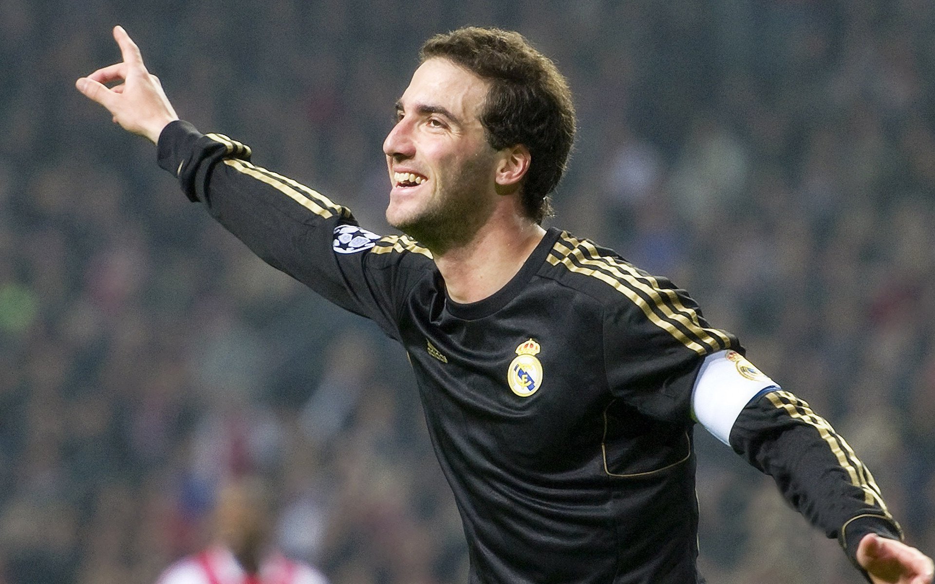 爱游戏下载-巴黎爆冷皇家社会，一场改写欧洲足球版图的抢七之战