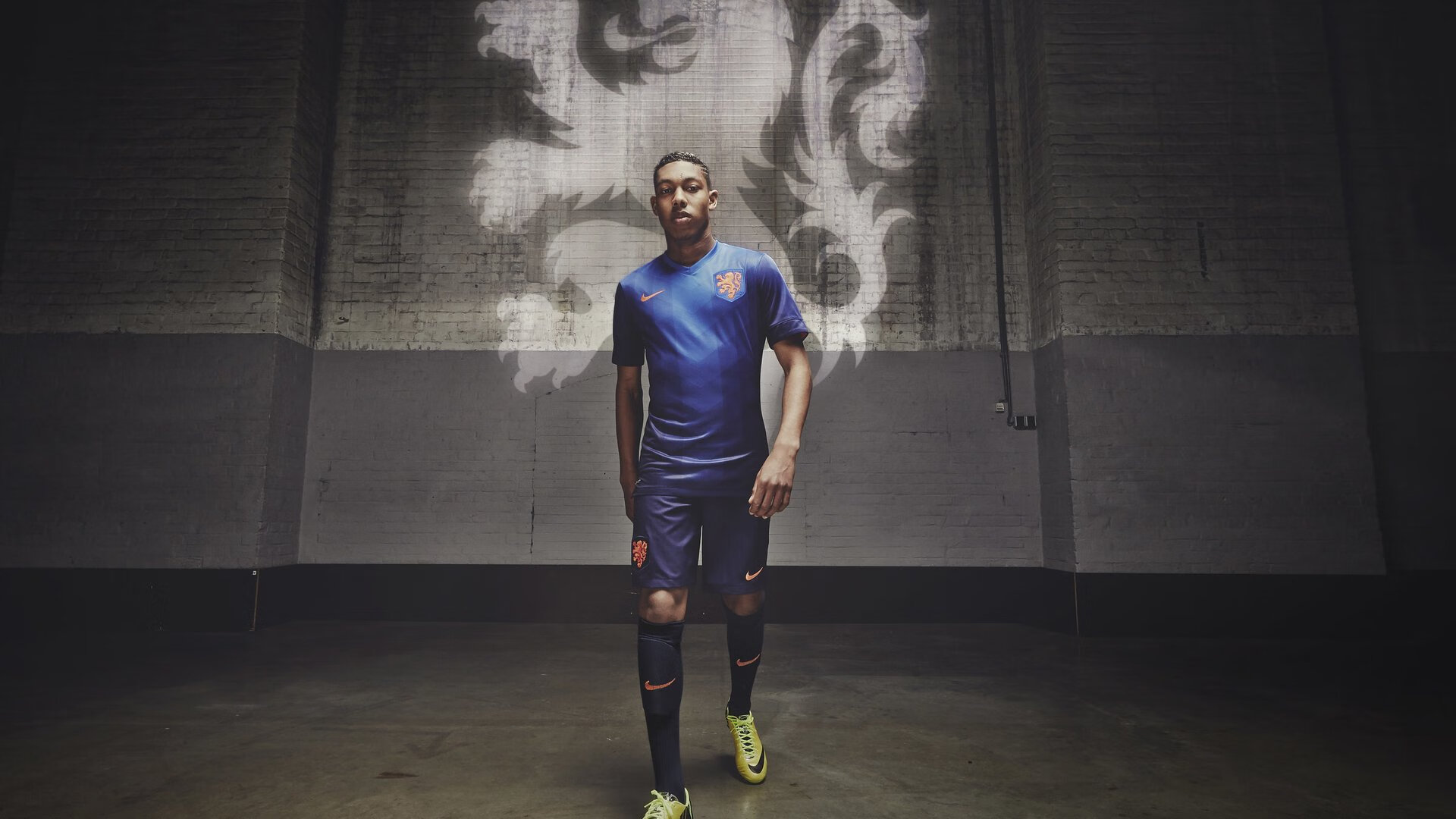 爱游戏在线-奥纳纳一扑定乾坤，美加墨世界杯夜，他让非洲心跳盖过世界喧嚣