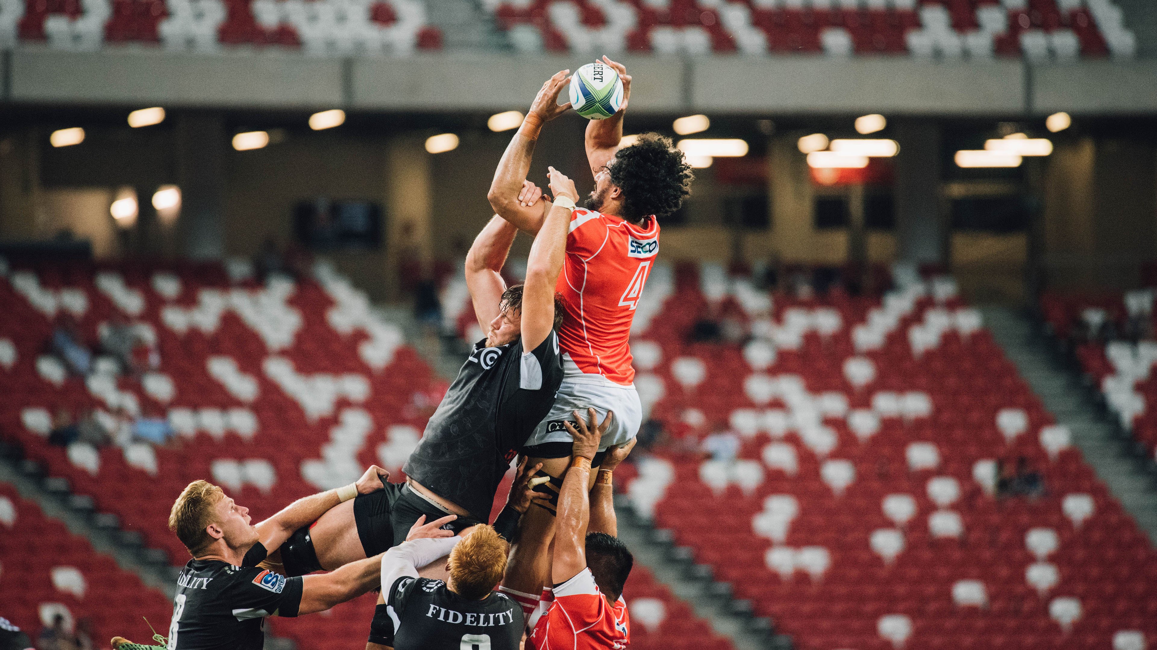 爱游戏官网-猛龙踏平活塞，西亚卡姆如何从沉默齿轮蜕变为关键先生